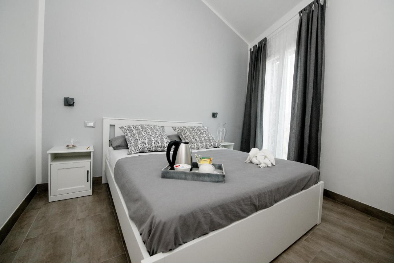 Bed and Breakfast Dove Sorge Il Sole Кустоначі Екстер'єр фото